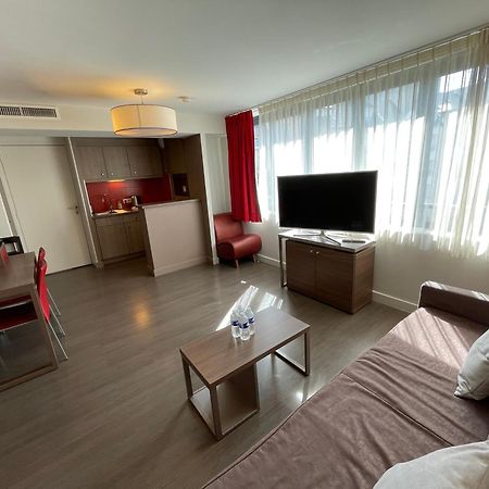 Quartz Yourhosthelper Apartment ก็อง ภายนอก รูปภาพ